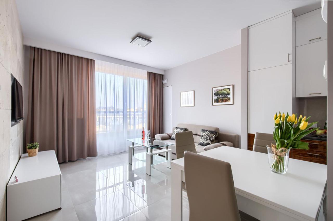 Incity Residence Varsovia Exterior foto