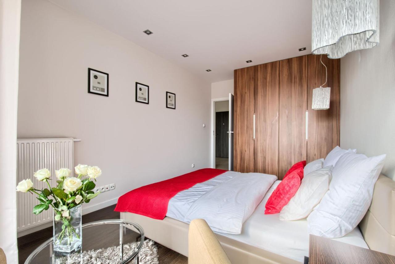 Incity Residence Varsovia Exterior foto